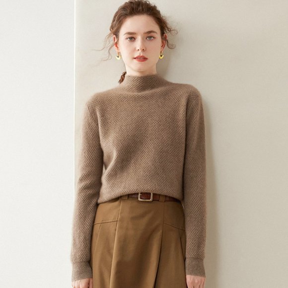 Light Luxury - Women's Half Turtleneck Cashmere Sweater - Picture 1 of 10